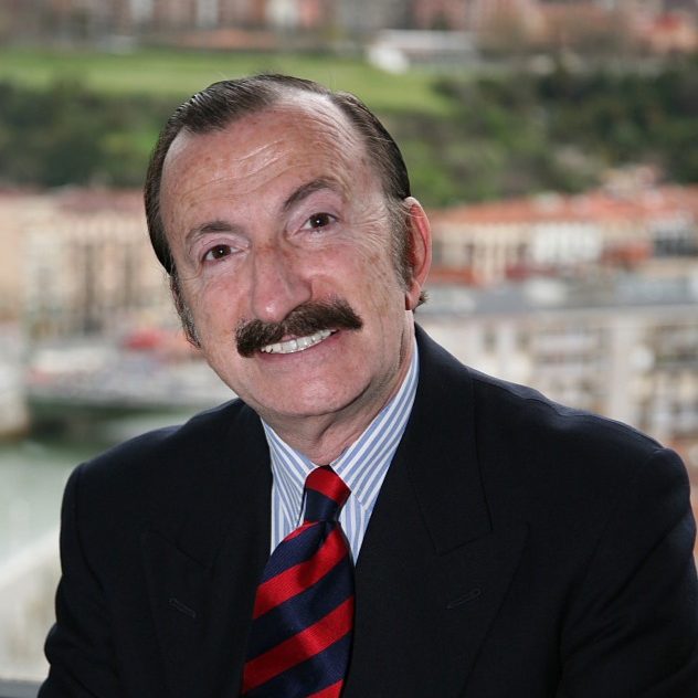 Professor_Jaime_Gil_Spain.jpg Photo of Professor Jaime Gil, Spain