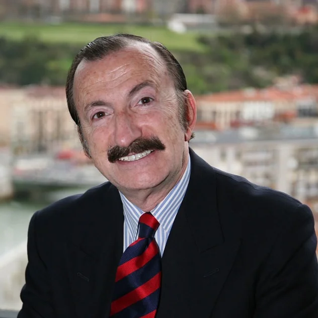 Professor_Jaime_Gil_Spain.jpg Photo of Professor Jaime Gil, Spain